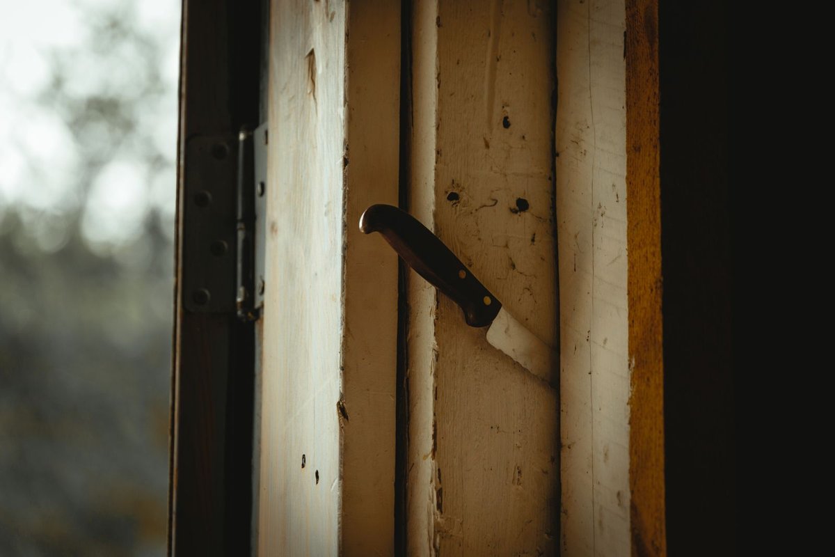 Porte forcée après effraction